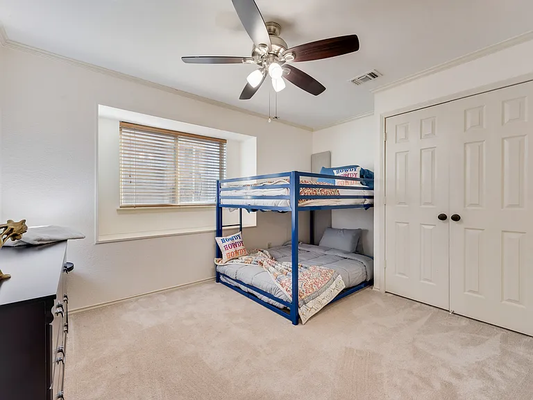 4027 Red Maple Dr — Photo 23