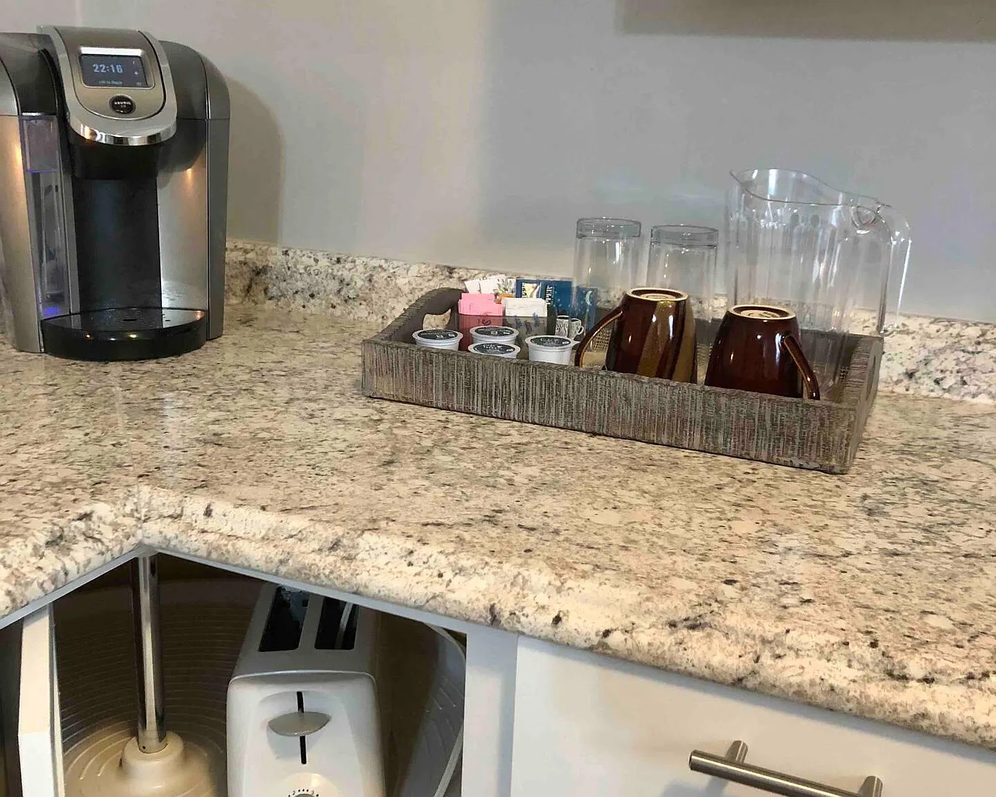 1 bed, 1.0 bath, 600 sqft, $2,050 — Photo 4
