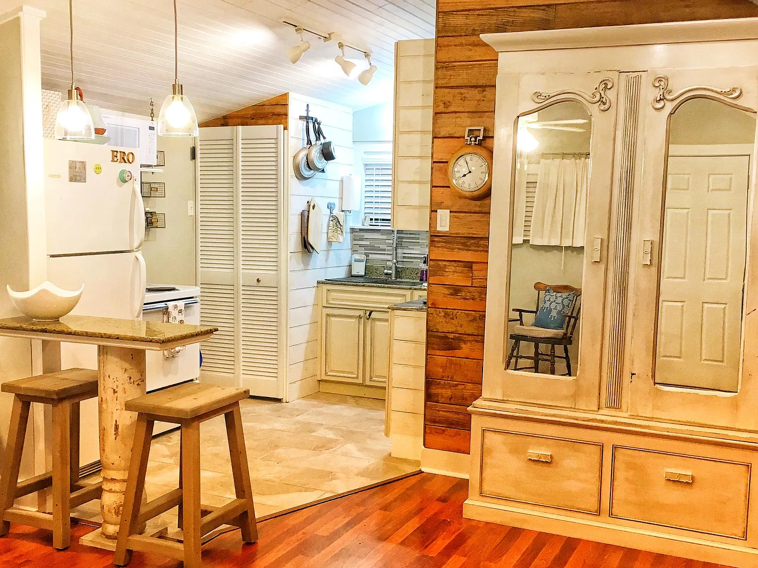 1 bed, 500 sqft, $1,250 — Photo 3