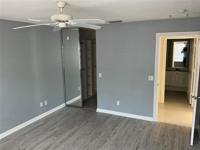 8004 Camminare Dr — Photo 20