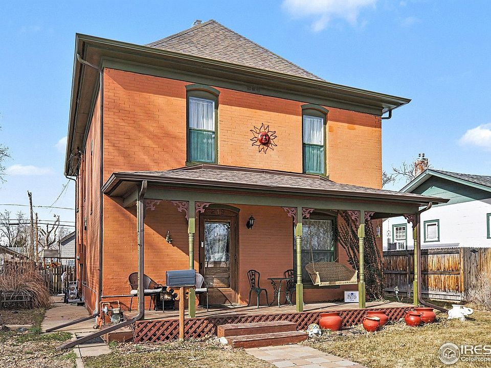 1st image of 219 S 3rd Ave