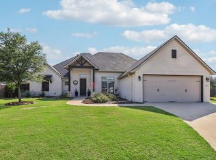 114 Piper Pkwy, Waxahachie, TX 75165