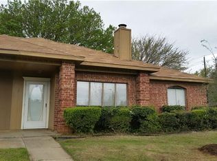 3021 Post Oak Dr, Euless, TX 76039
