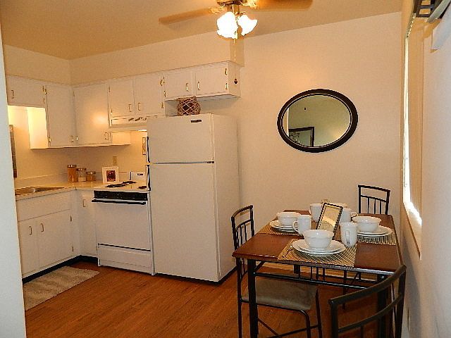 Kitchen at Eastlawn Arms