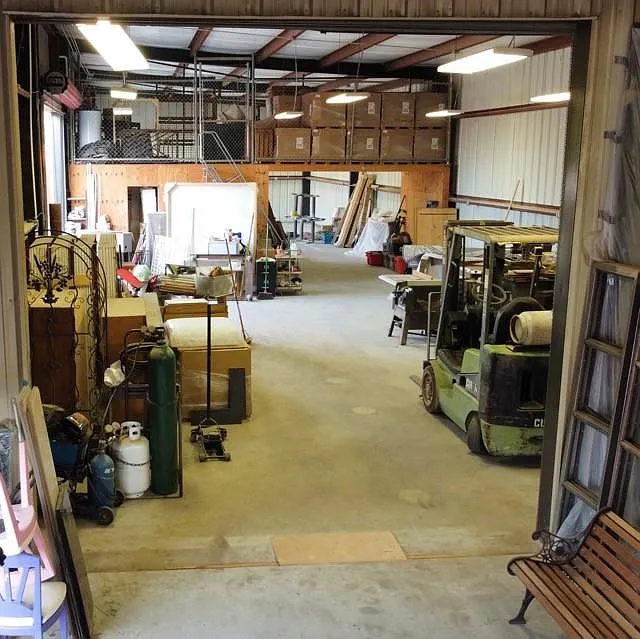 Studio, 2000 sqft, $2,500 — Photo 3