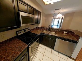 1539 Summer Sands Dr, Neptune Beach, FL 32266