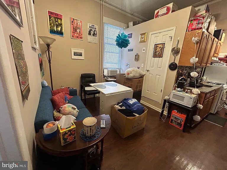 152 N 21st St #2R — Photo 3