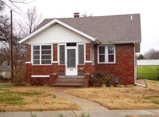 1204 Caseyville Ave, Swansea, IL 62226