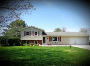2929 Roby Rd, Mechanicsburg, IL 62545