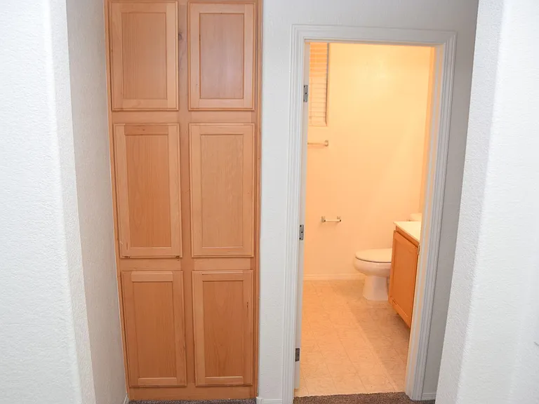 6235 Shamrock Lake Ave — Photo 10