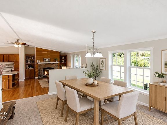 5th image of 2256 Dean Rd