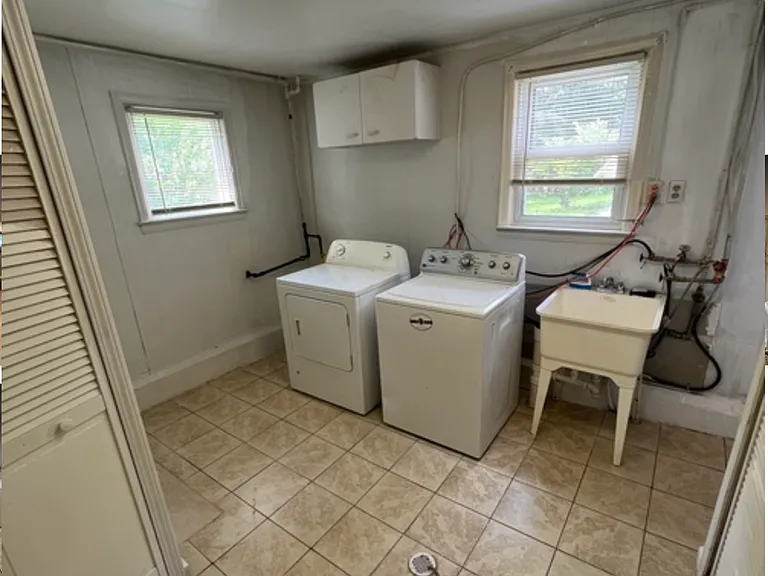 26040 Hanover St #1 — Photo 9