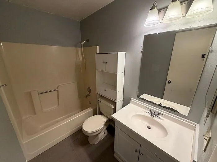 5429 Lake Margaret Dr #186 — Photo 12
