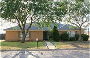 1st image of 866 Chaucer Dr