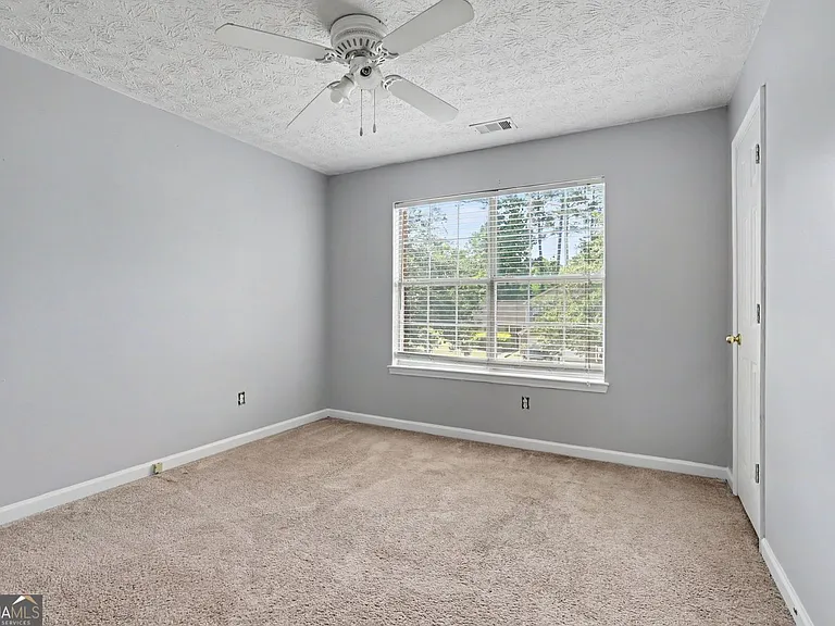 4394 Cross Ln — Photo 11
