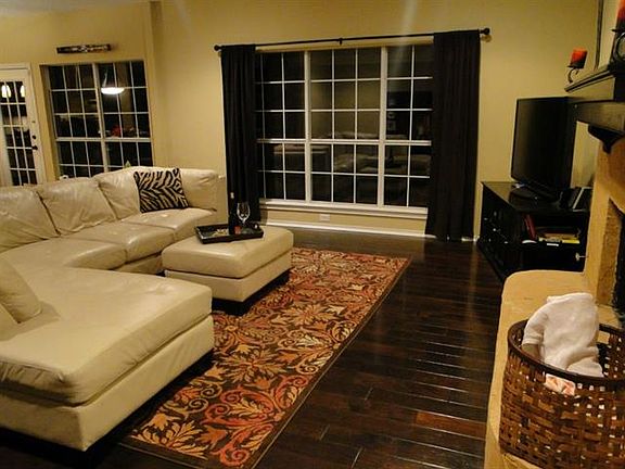 3rd image of 2682 Daffodil Dr