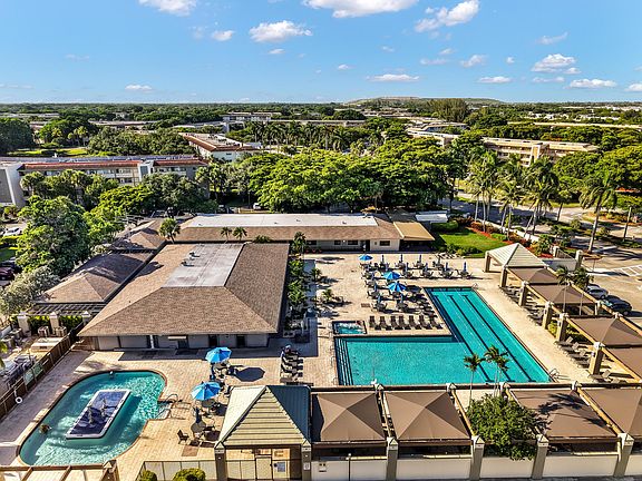 5th image of 1501 Cayman Way #C-1