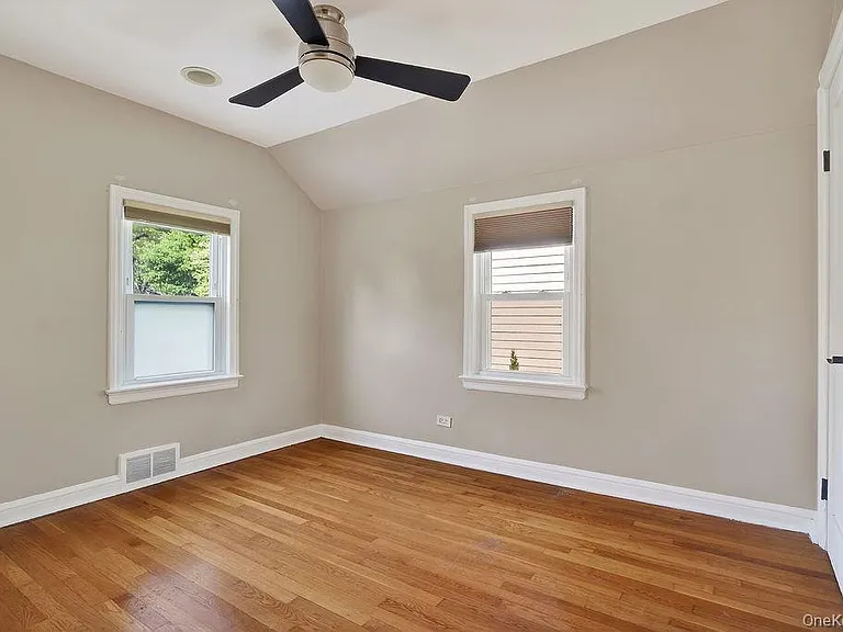 155 White Rd — Photo 18