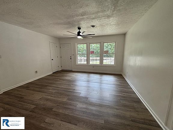 5th image of 320 Loblolly Dr