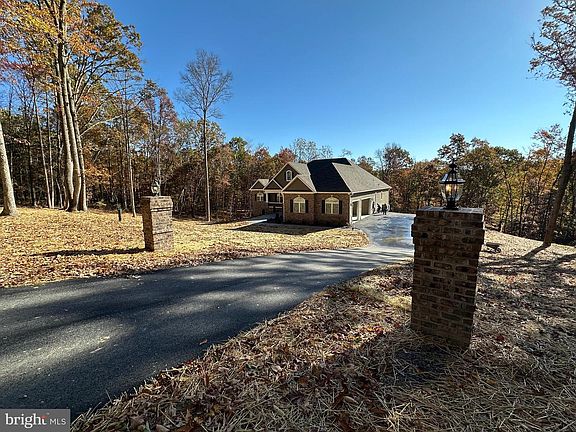 3rd image of 2225 Cedar Grove Rd