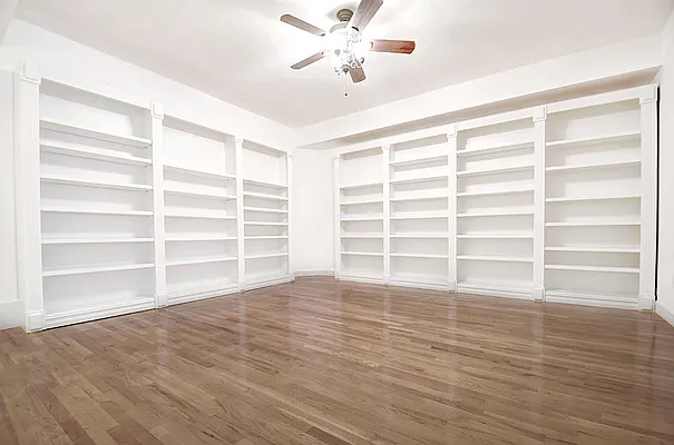 Rented by Urbane Brokerage | media 3