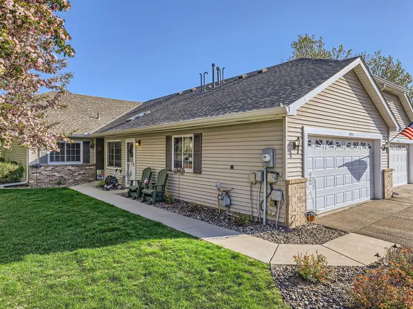 8914 Thomas Dr, Woodbury, MN 55125