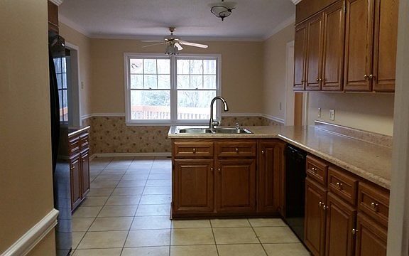 4th image of 6 Hillshire Ct