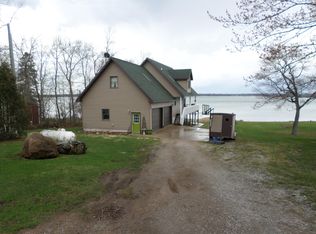 3742 S Westshore Dr, Sault Sainte Marie, MI 49783