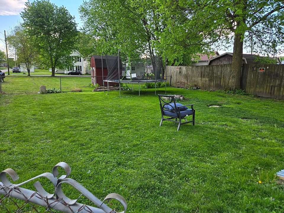 2nd image of 351 & 353 Barclay St
