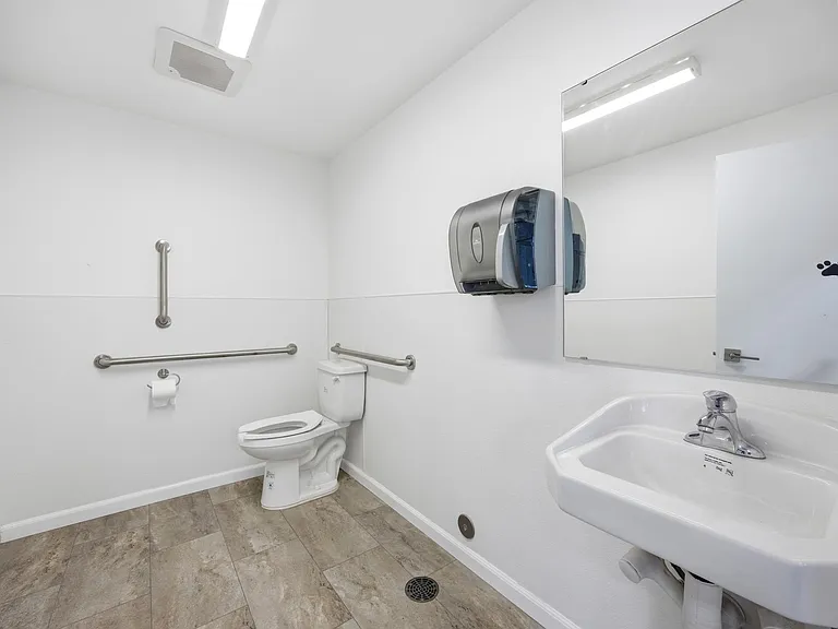 3320 39th St S #1 — Photo 8