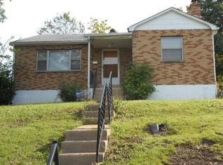 2727 Kinamore Dr, Saint Louis, MO