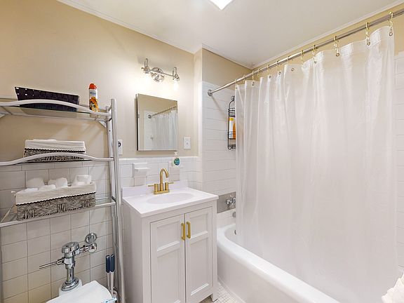 3rd image of (Undisclosed Address)