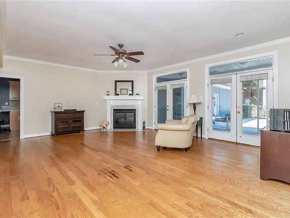 3rd image of 7142 Wynnridge Dr
