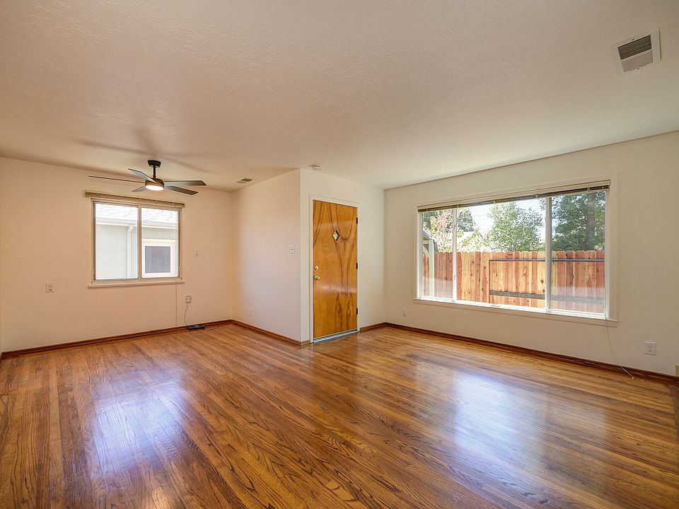 1st image of 1547 49th St