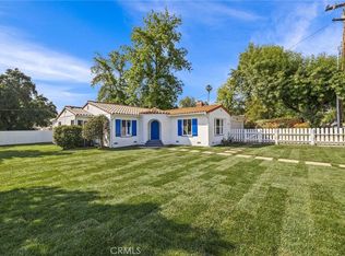 1957 El Molino Ave, Altadena, CA 91001