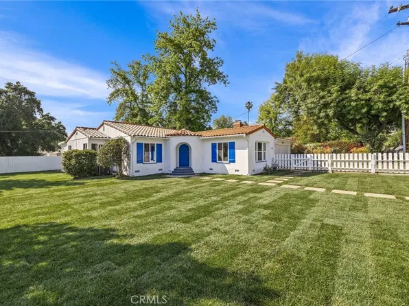 1957 El Molino Ave, Altadena, CA 91001