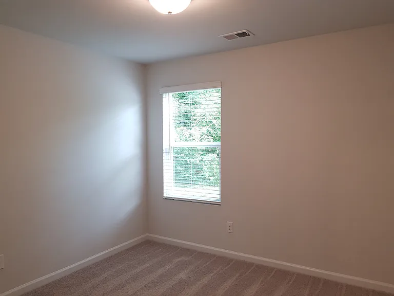 52 Wesley Way N — Photo 23