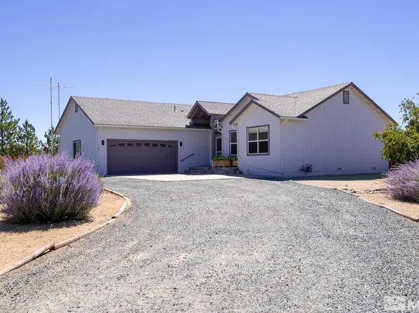 1393 Kim Pl, Minden, NV 89423