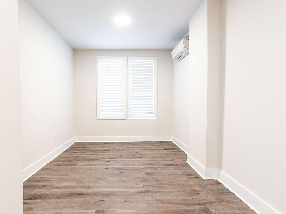 1st image of 756 E Madison St #1A