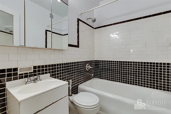 Sold by Barkoff Residential  | media 9