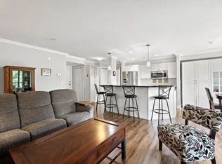 950 Lorne St #208, Kamloops, BC V2C1W9