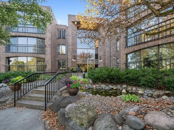 8430 Pennsylvania Rd APT 209, Bloomington, MN 55438