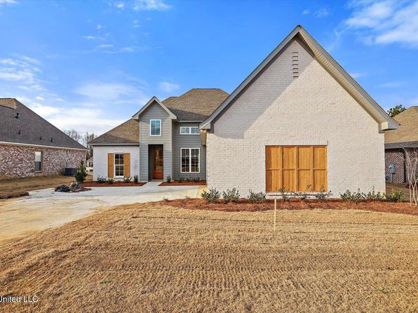 121 Ashby Ridge Dr, Canton, MS 39046