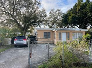 2540 NW 91st St, Miami, FL 33147