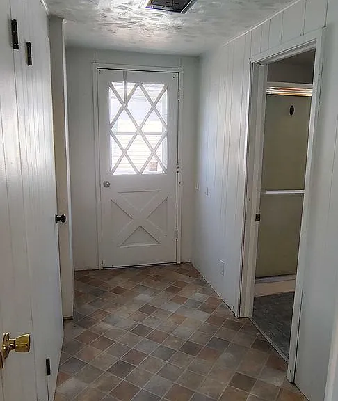 646 South Coleman Street — Photo 12