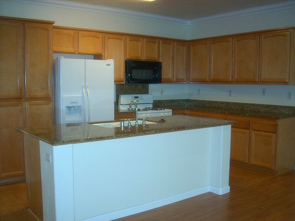 5th image of 5654 Lawler St