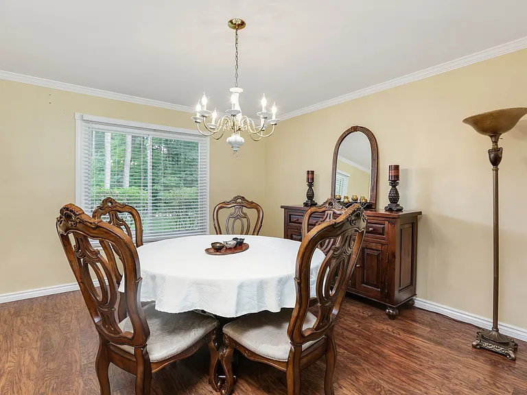 48124 Liberty Dr — Photo 17