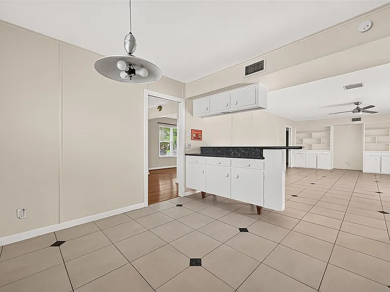 4002 Mischire Dr — Photo 18