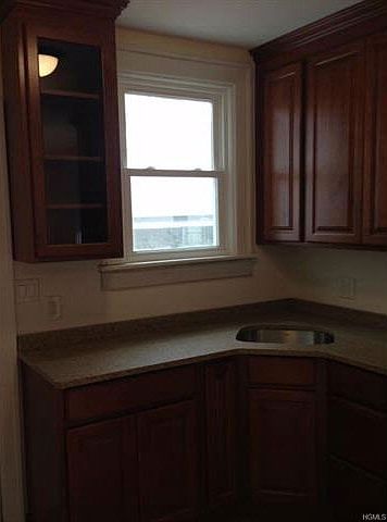 1st image of 194 S Main St