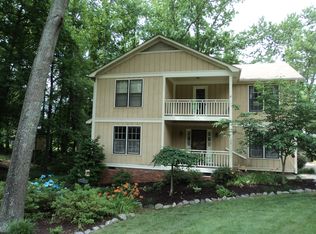 109 Burning Bush Ln, Greenville, SC 29607